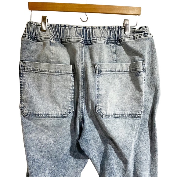 DL1961 Laura High Rise Jogger Jeans in Super Light Size 32 - Picture 3 of 9